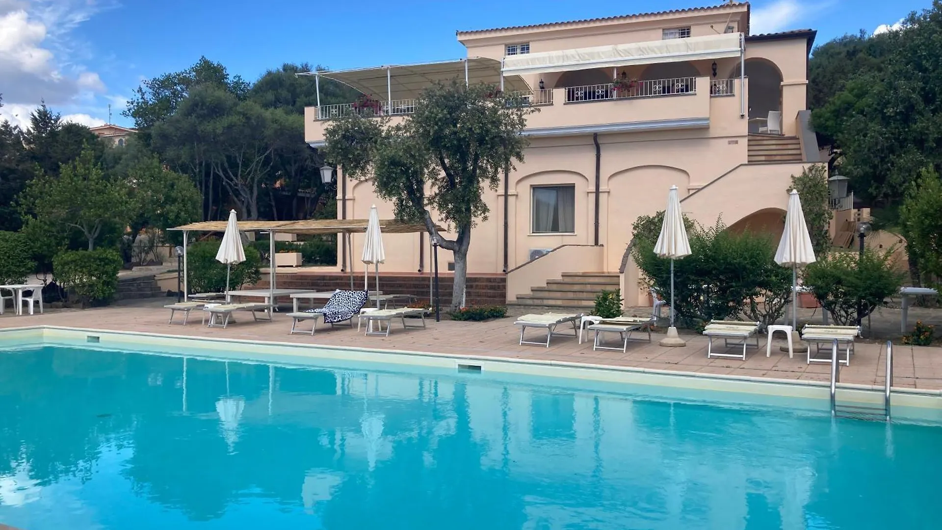 Hotel Villa Campana contacts